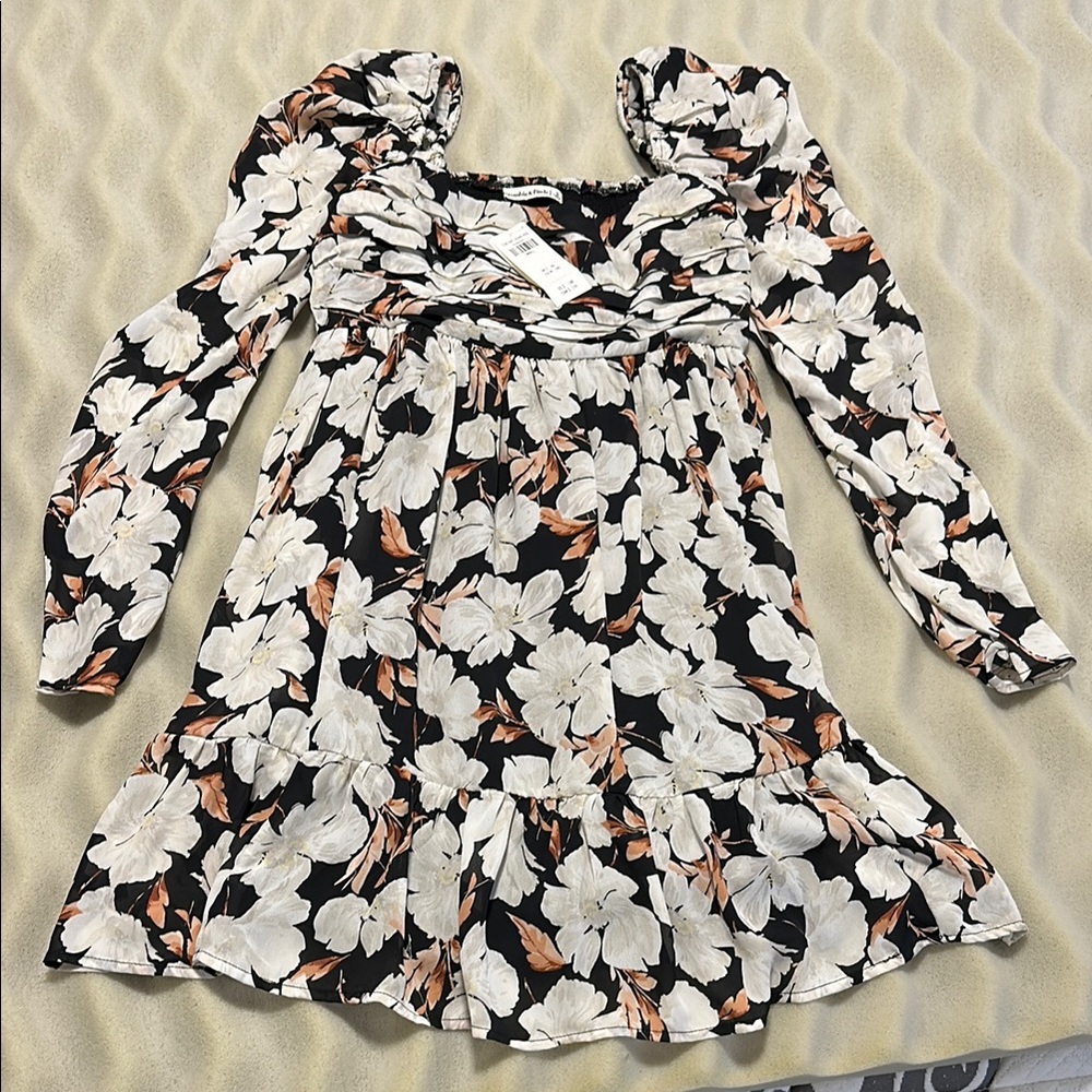 Abercrombie Floral Long Sleeve Dress